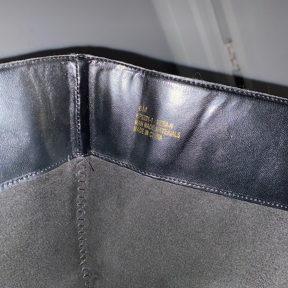 Black leather high boots - Picture 6 of 8